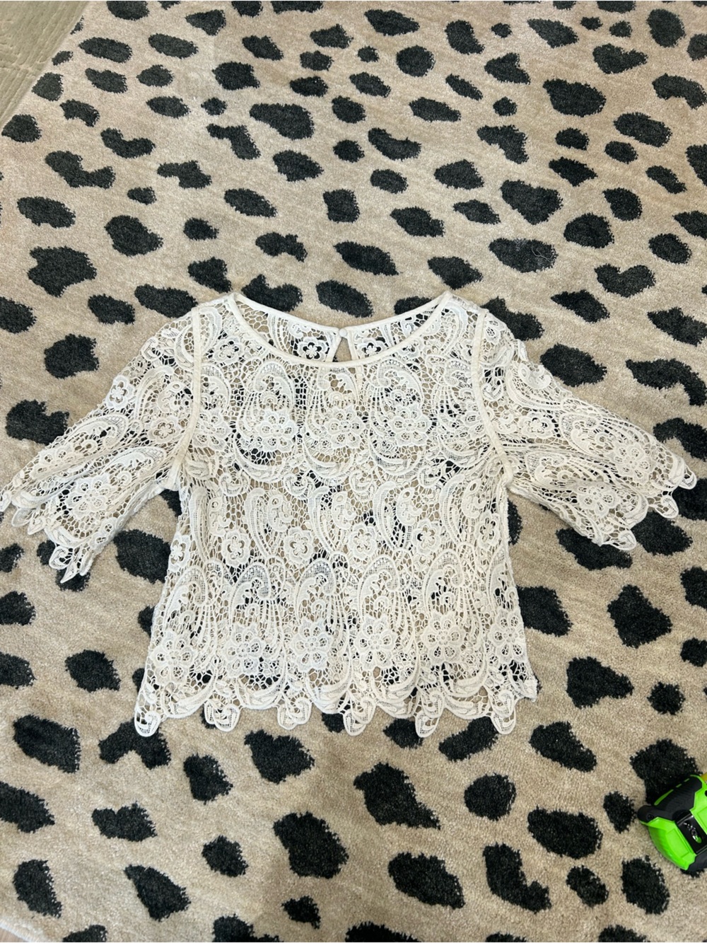 bebe Cream Lace Off-Shoulder Crop Top